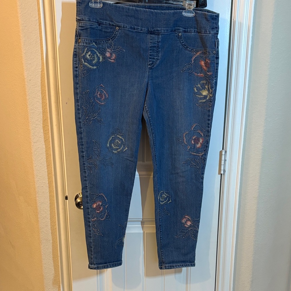 Style & Co. Blue Jeans with Floral Embroidery